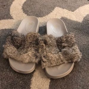 LFL Real Fur Slides